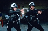 Полицейская академия 2: Их первое задание трейлер (1985)
