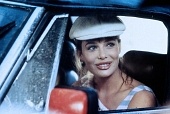 Женщина в красном трейлер (1984)