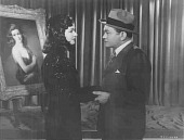 Женщина в окне трейлер (1944)