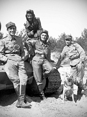 Четыре танкиста и собака трейлер (1966)