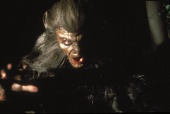 Вой 2: Стирба – Сука-оборотень трейлер (1984)