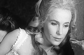 Постель для брата и сестры 1782 трейлер (1965)