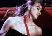 Поцелуй вампира трейлер (1988)